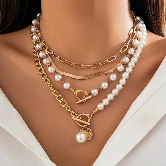 Jewelry - Gold Women's Elegant Chain Necklace With Artificial Pearls Versatile Jewelry
